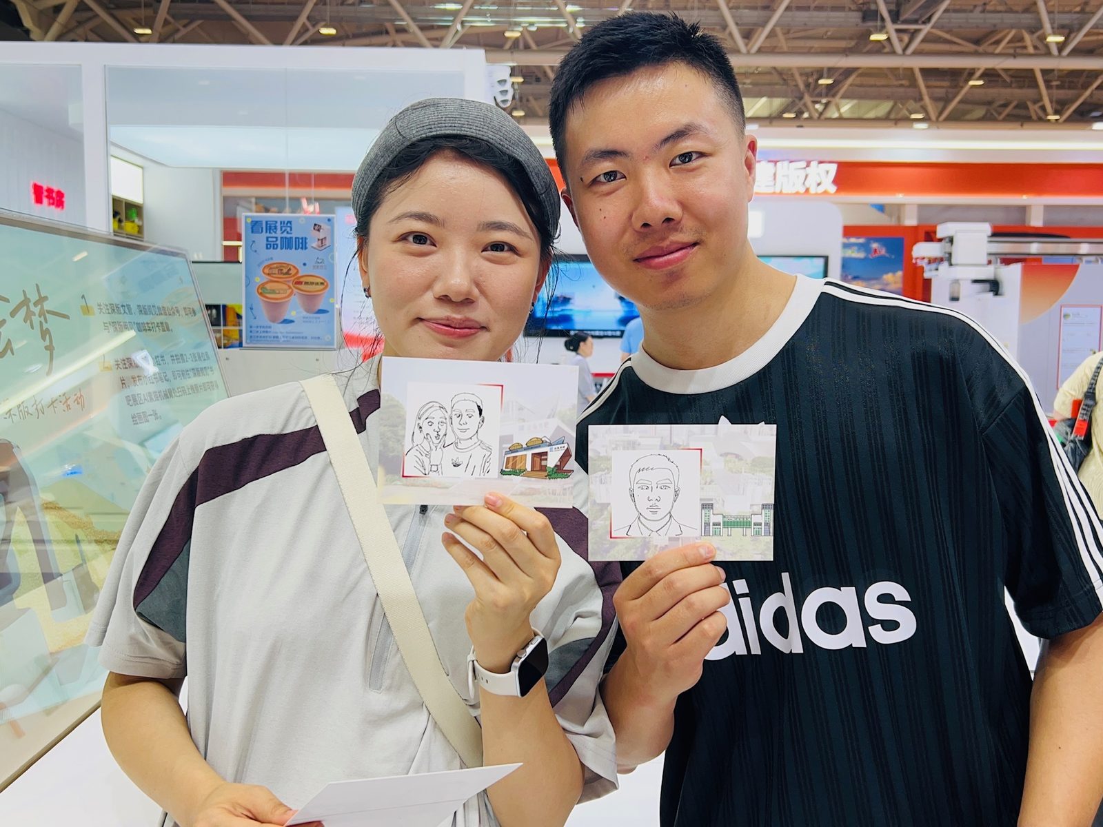 用户取走实体画像 / Guests take home the portrait